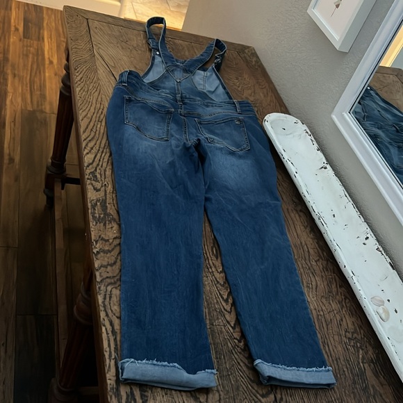 Jessica Simpson Overalls Size Medium - Picture 9 of 9